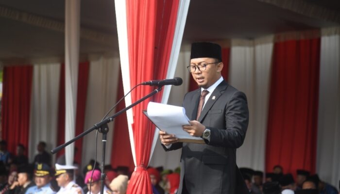 DPRD Provinsi Lampung Hadiri Upacara HUT ke-62, M. Syukron Muchtar Bacakan Sejarah Singkat Provinsi Lampung